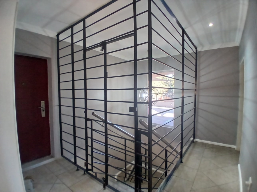 To Let 4 Bedroom Property for Rent in Lynnwood Gauteng