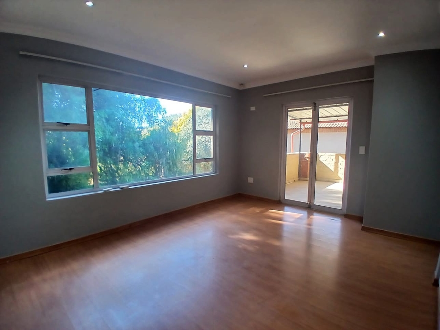 To Let 4 Bedroom Property for Rent in Lynnwood Gauteng