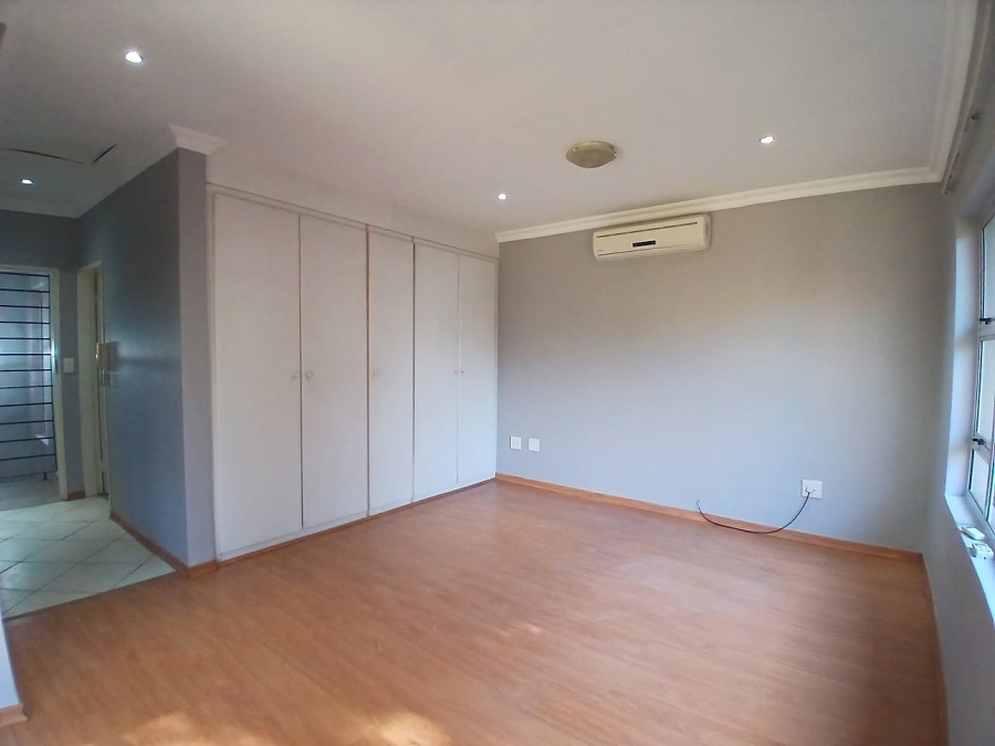 To Let 4 Bedroom Property for Rent in Lynnwood Gauteng