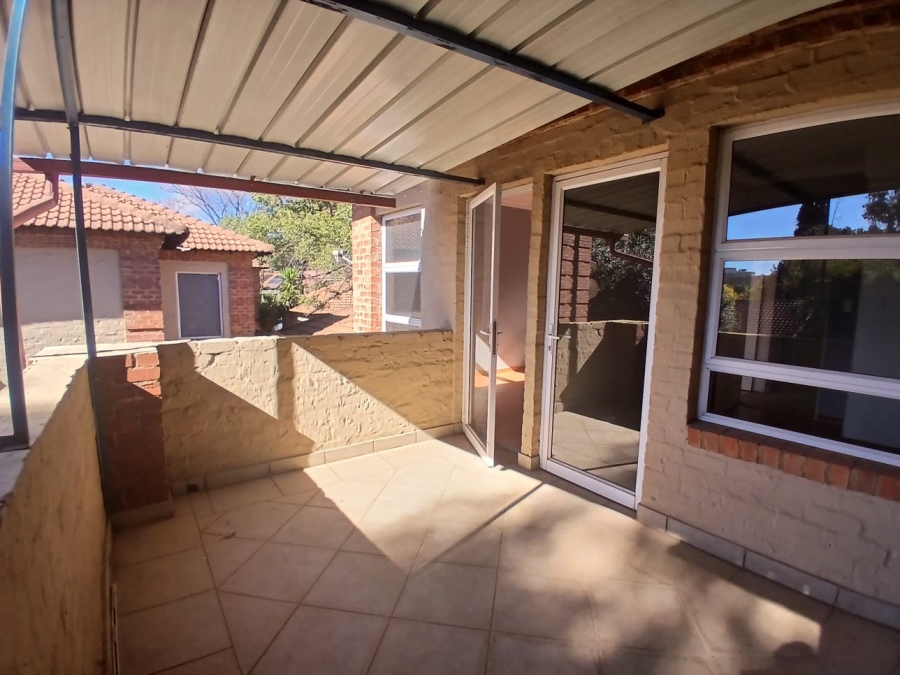 To Let 4 Bedroom Property for Rent in Lynnwood Gauteng