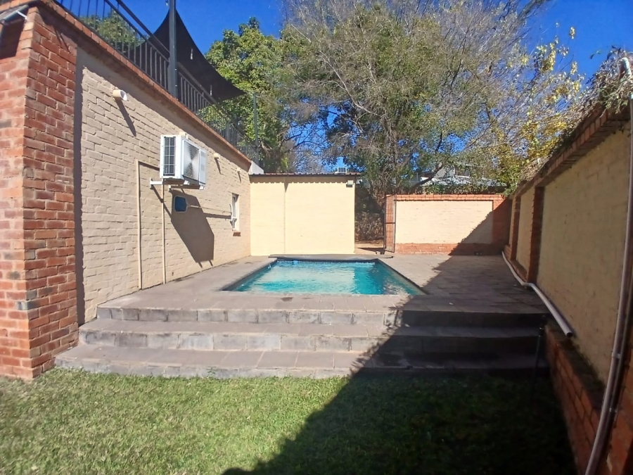 To Let 4 Bedroom Property for Rent in Lynnwood Gauteng