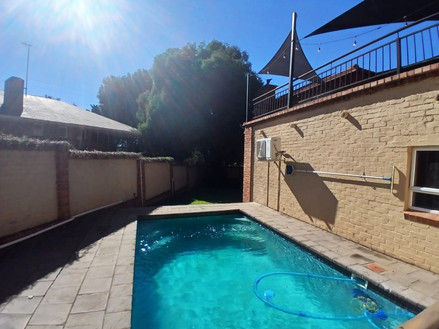 To Let 4 Bedroom Property for Rent in Lynnwood Gauteng