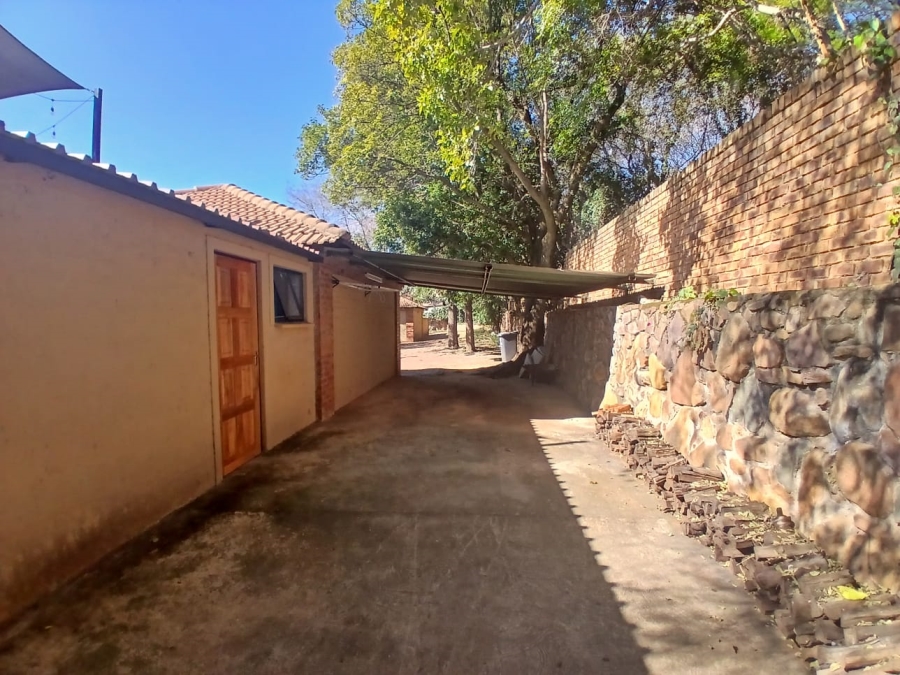 To Let 4 Bedroom Property for Rent in Lynnwood Gauteng