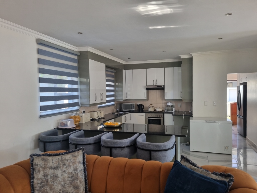 4 Bedroom Property for Sale in Willow Acres Ext 10 Gauteng