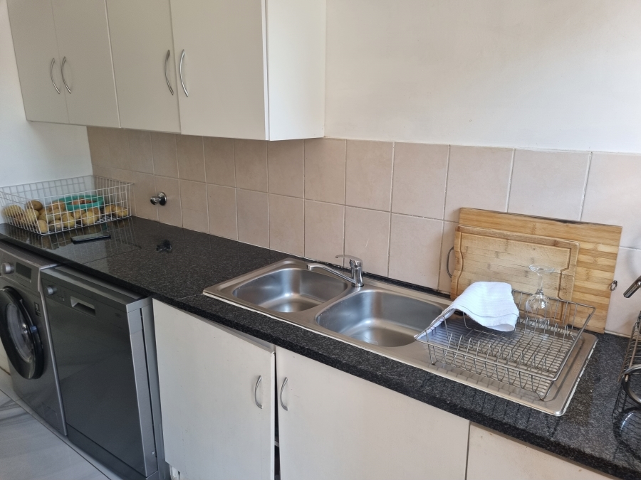 4 Bedroom Property for Sale in Willow Acres Ext 10 Gauteng