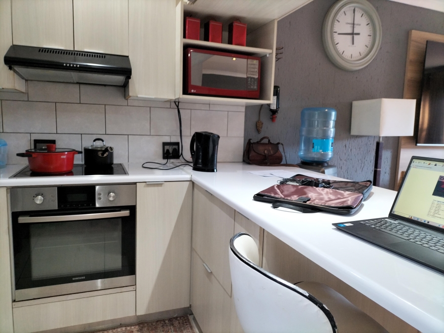 3 Bedroom Property for Sale in Breaunanda Gauteng