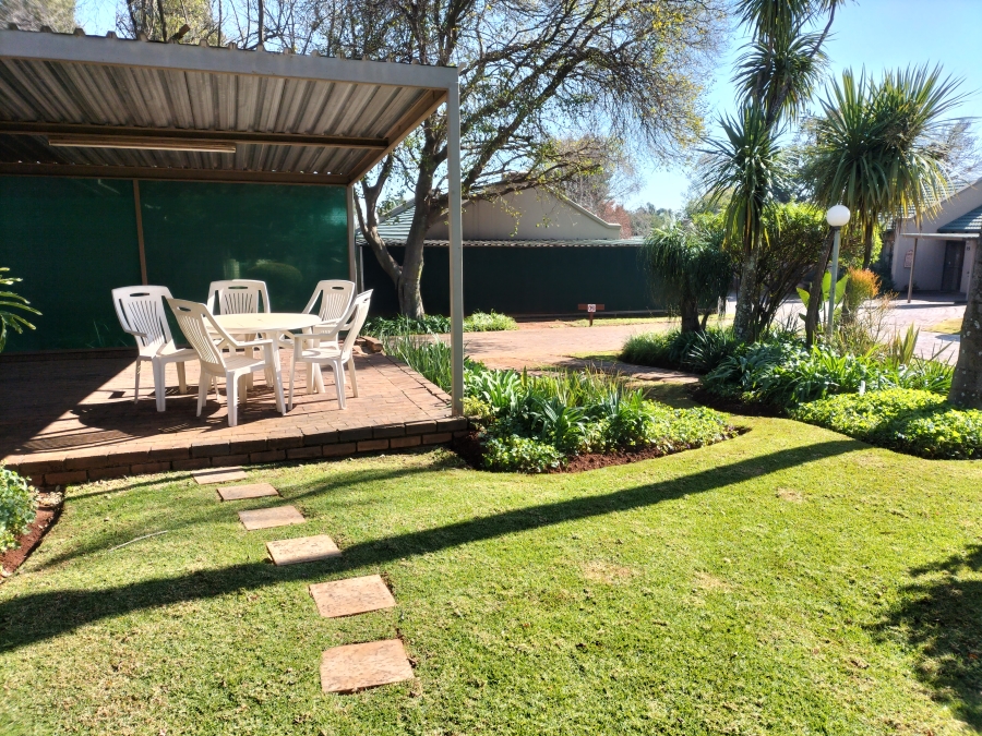 2 Bedroom Property for Sale in Noordheuwel Gauteng