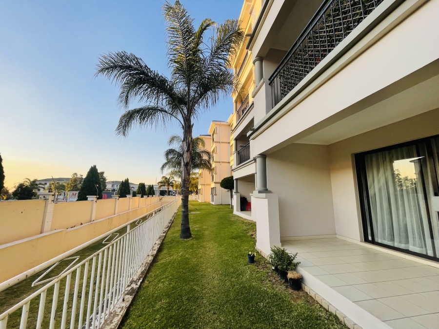 2 Bedroom Property for Sale in Erand Gardens Gauteng