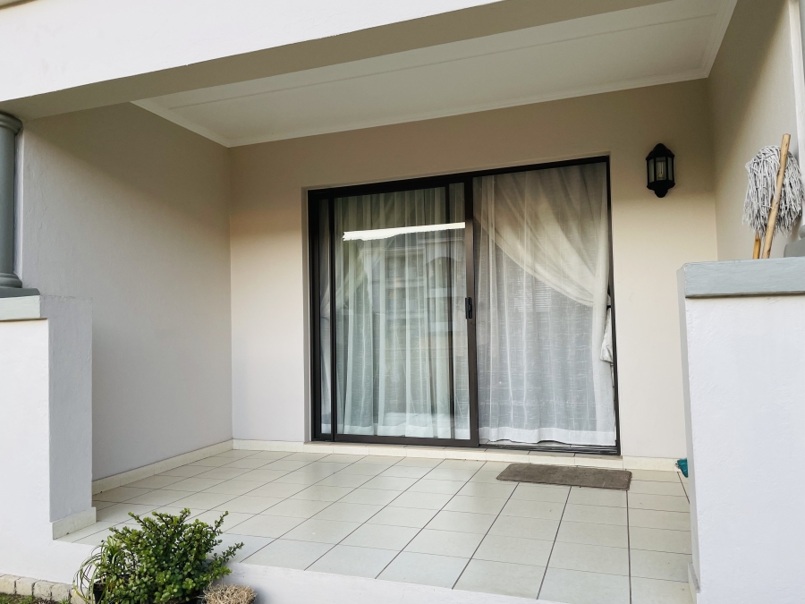 2 Bedroom Property for Sale in Erand Gardens Gauteng