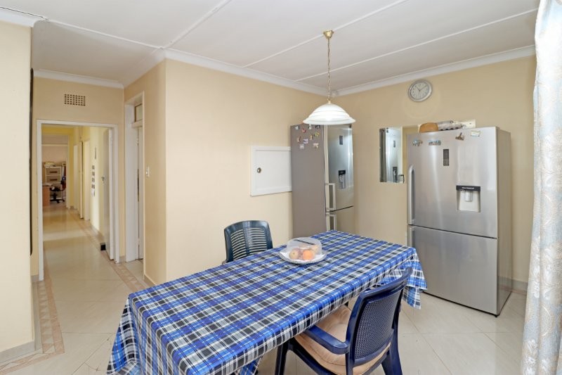3 Bedroom Property for Sale in Robindale Gauteng