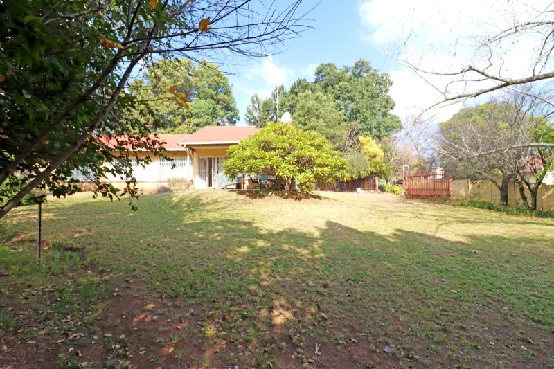 3 Bedroom Property for Sale in Robindale Gauteng