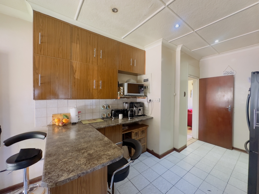 4 Bedroom Property for Sale in Florentia Gauteng