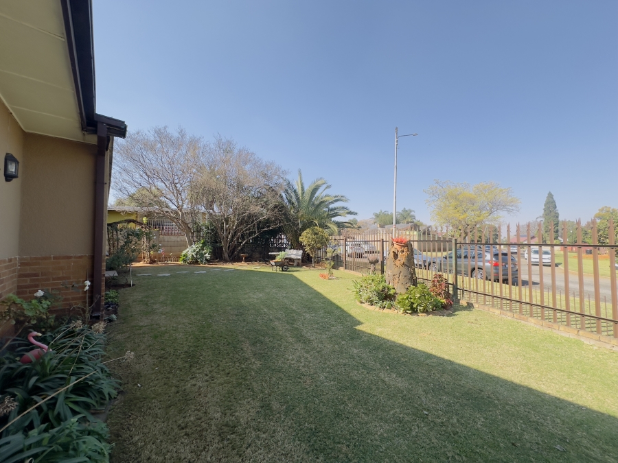 4 Bedroom Property for Sale in Florentia Gauteng