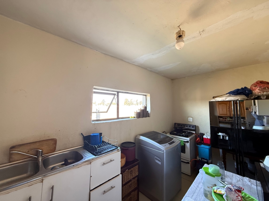 5 Bedroom Property for Sale in Ironsyde A H Gauteng