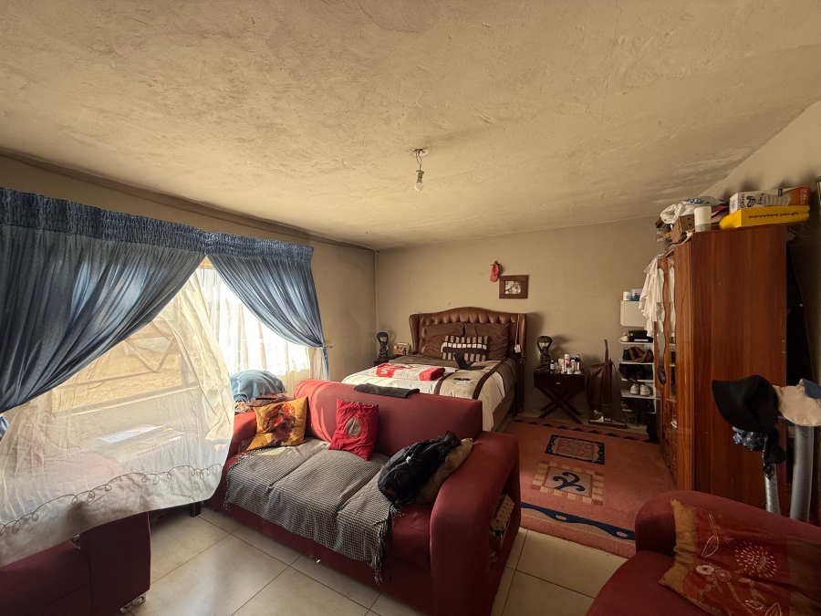 5 Bedroom Property for Sale in Ironsyde A H Gauteng