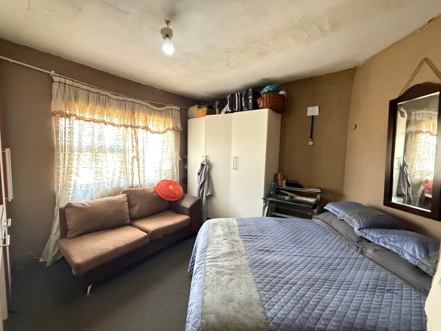 5 Bedroom Property for Sale in Ironsyde A H Gauteng