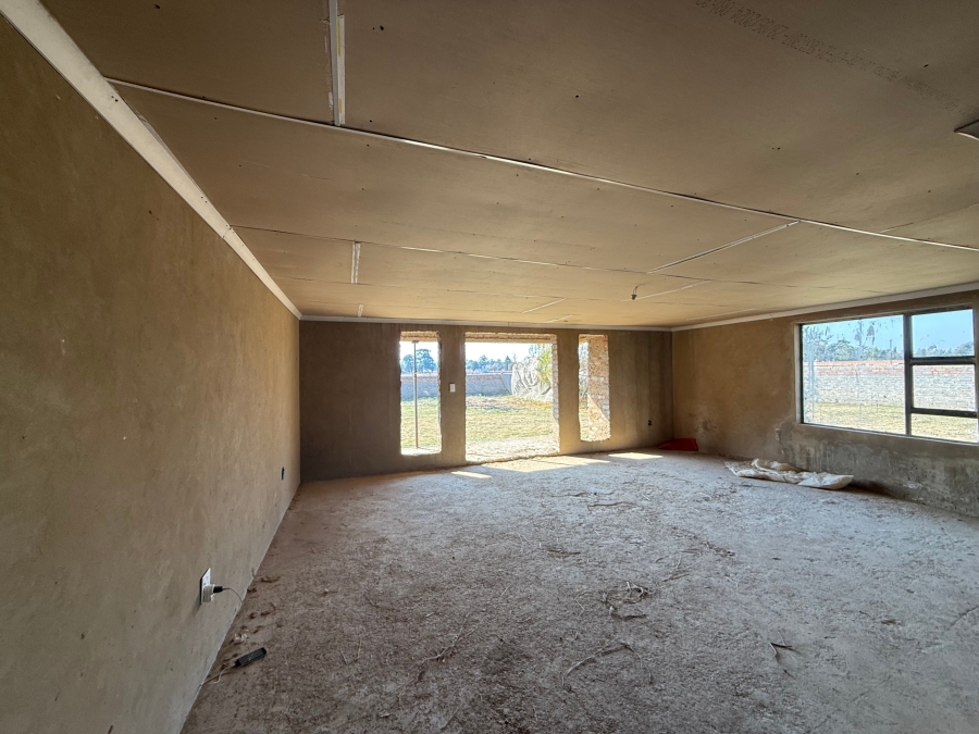 5 Bedroom Property for Sale in Ironsyde A H Gauteng