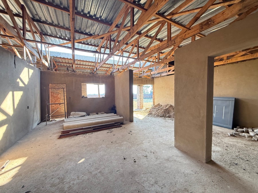 5 Bedroom Property for Sale in Ironsyde A H Gauteng