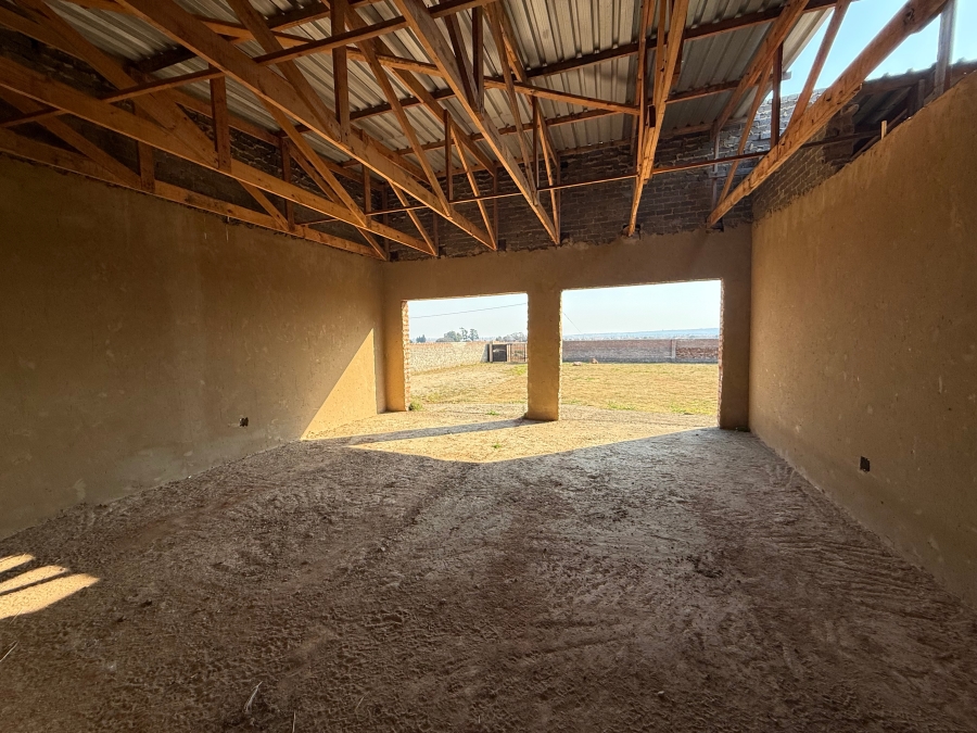 5 Bedroom Property for Sale in Ironsyde A H Gauteng