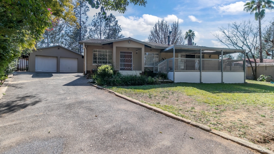 To Let 3 Bedroom Property for Rent in Vorna Valley Gauteng