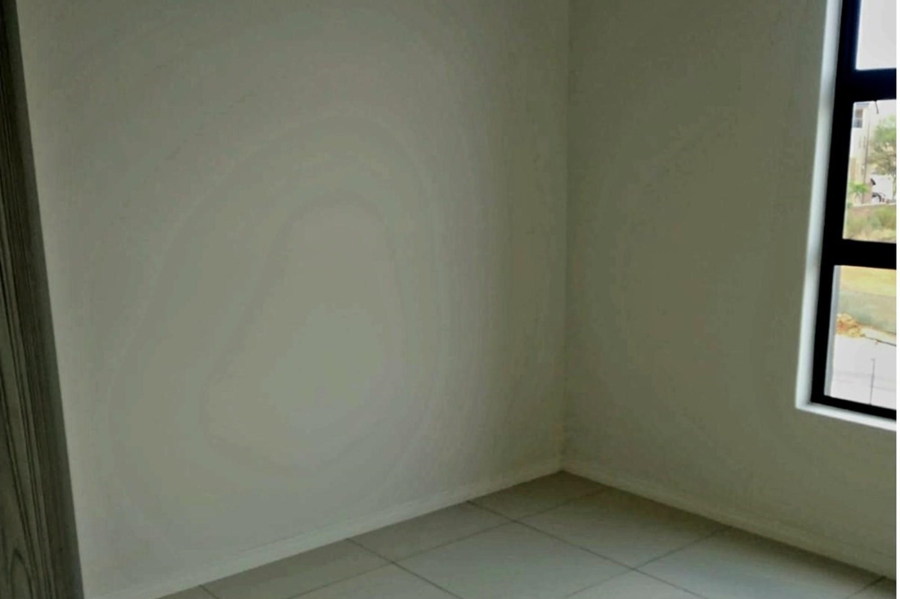 To Let 1 Bedroom Property for Rent in Erand Gardens Gauteng