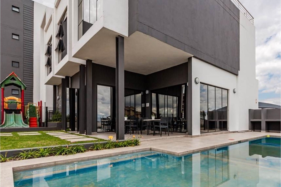 To Let 1 Bedroom Property for Rent in Erand Gardens Gauteng