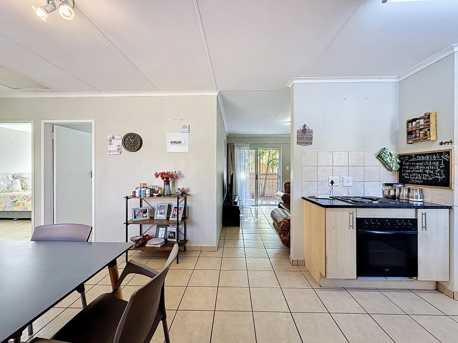 To Let 2 Bedroom Property for Rent in Equestria Gauteng