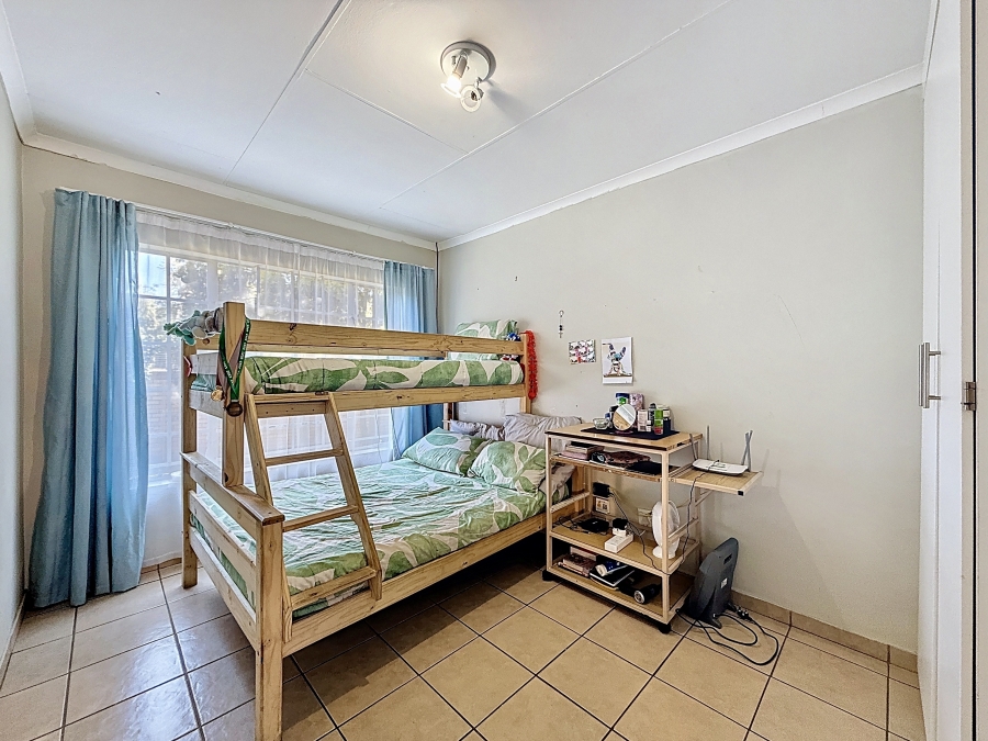 To Let 2 Bedroom Property for Rent in Equestria Gauteng