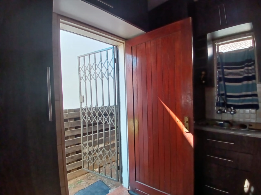 2 Bedroom Property for Sale in Aureus Gauteng