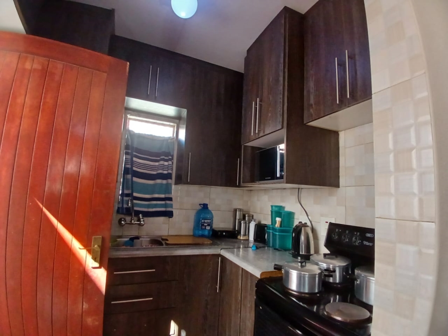 2 Bedroom Property for Sale in Aureus Gauteng