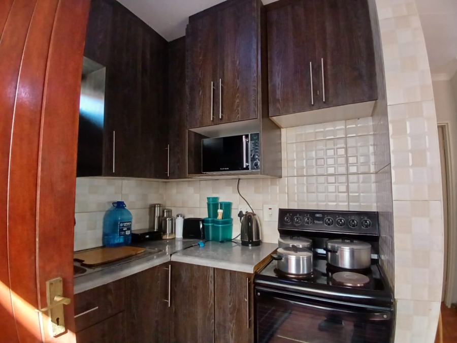2 Bedroom Property for Sale in Aureus Gauteng