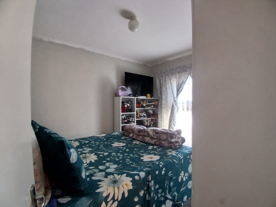 2 Bedroom Property for Sale in Aureus Gauteng