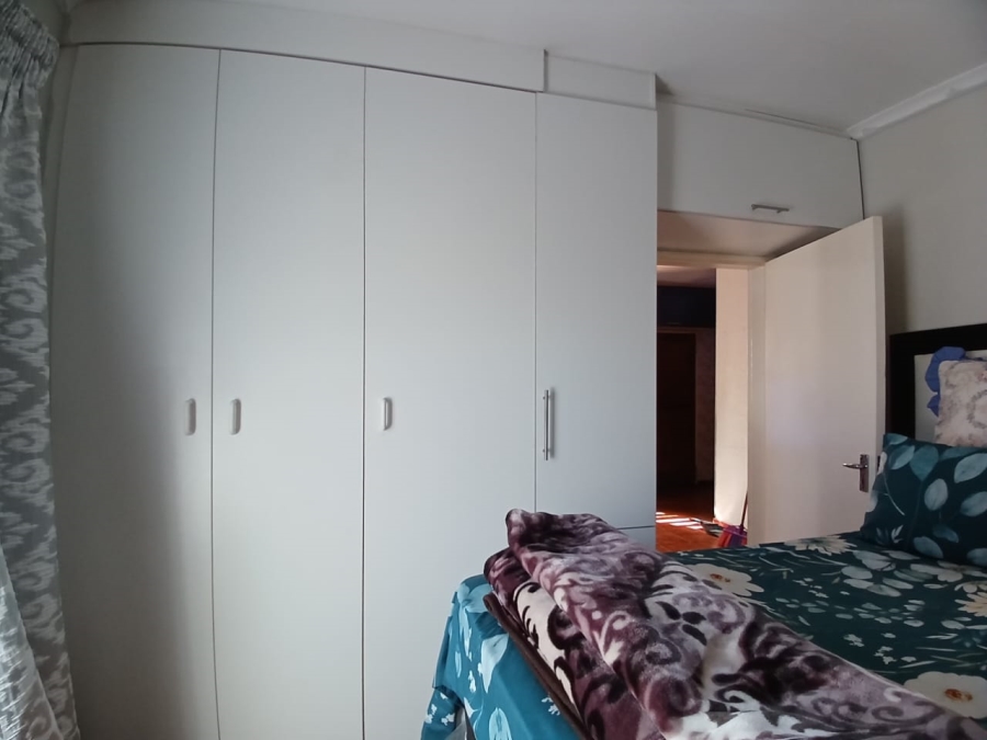 2 Bedroom Property for Sale in Aureus Gauteng