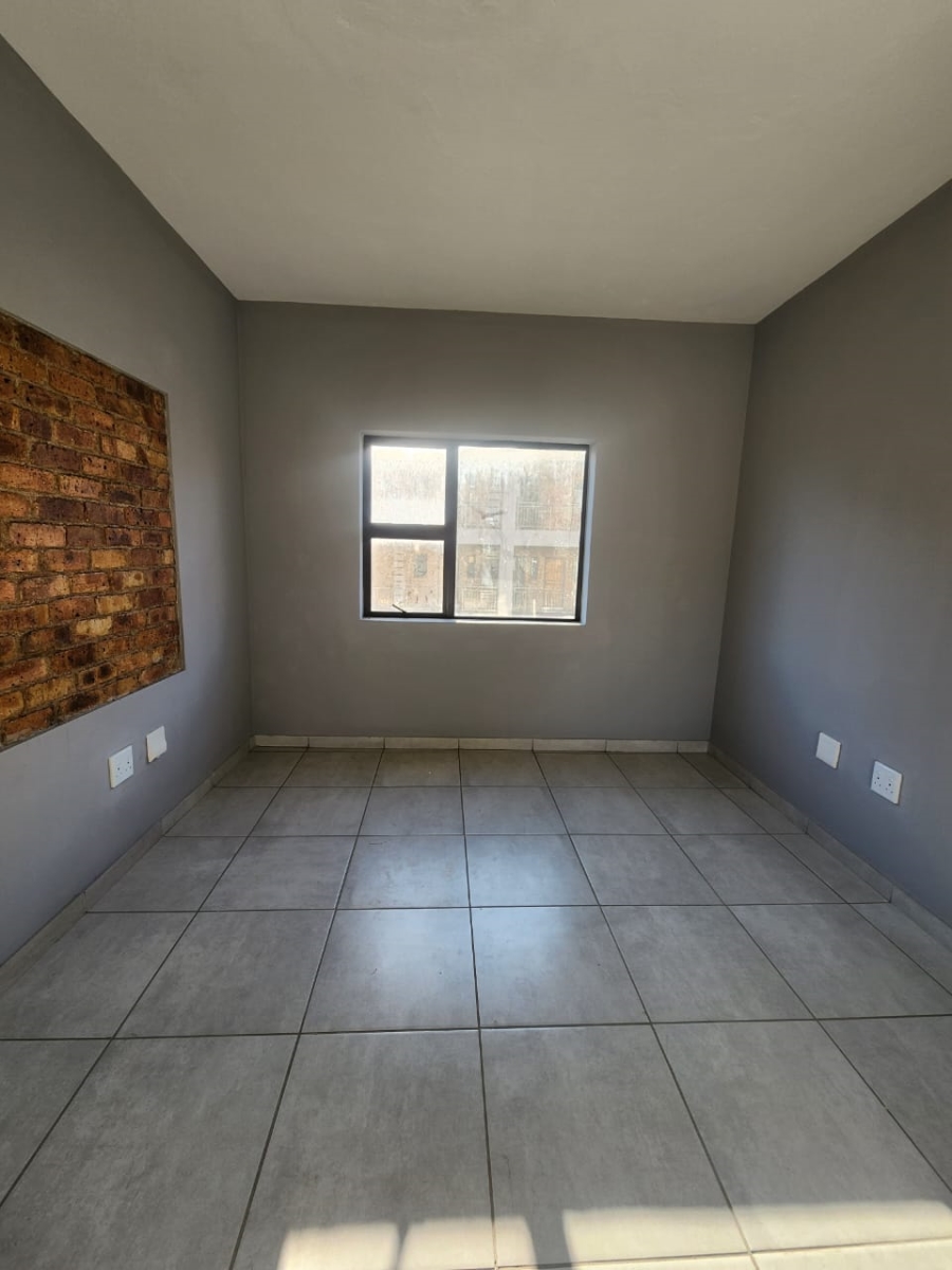 To Let 1 Bedroom Property for Rent in Norkem Park Gauteng