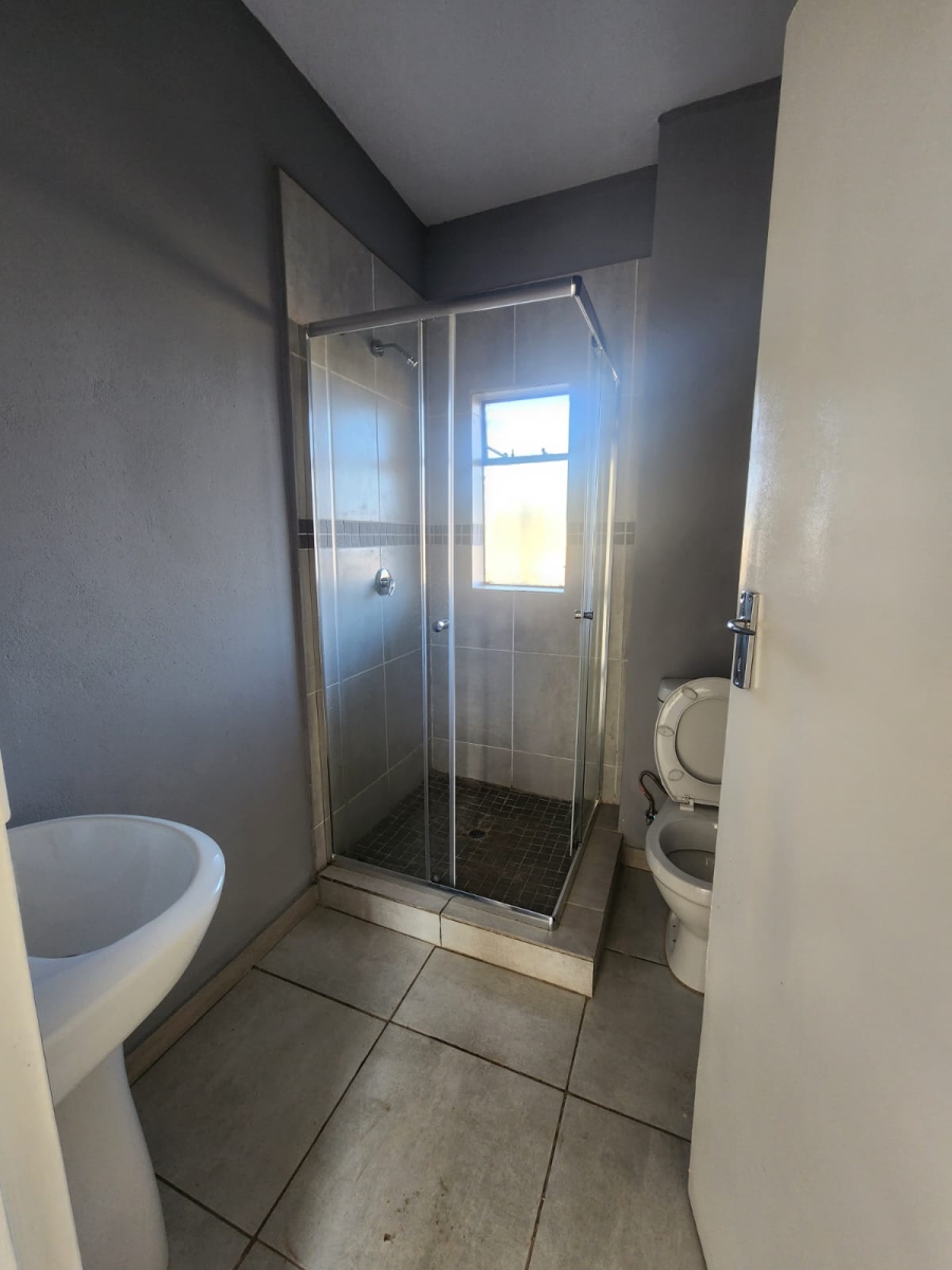 To Let 1 Bedroom Property for Rent in Norkem Park Gauteng