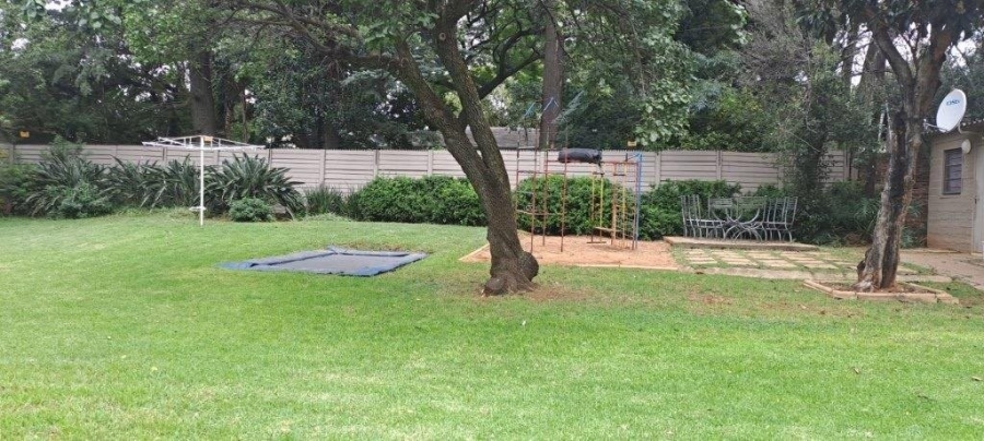 To Let 1 Bedroom Property for Rent in Glenhazel Gauteng