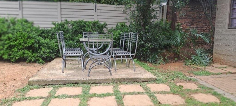 To Let 1 Bedroom Property for Rent in Glenhazel Gauteng