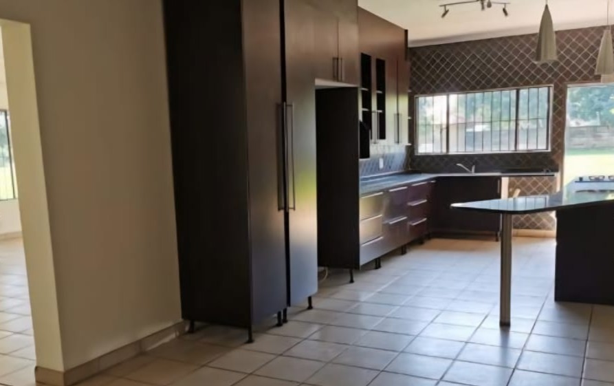 To Let 3 Bedroom Property for Rent in Rand Collieries Gauteng