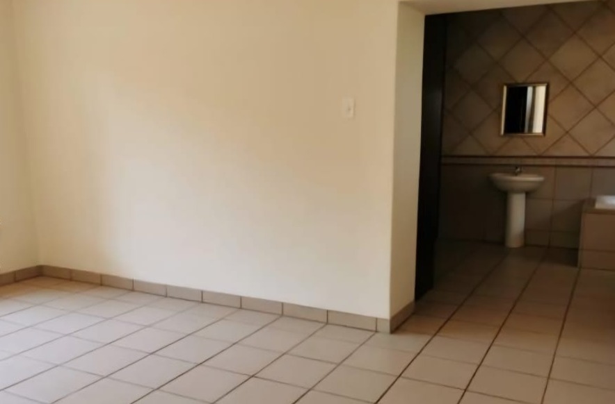 To Let 3 Bedroom Property for Rent in Rand Collieries Gauteng