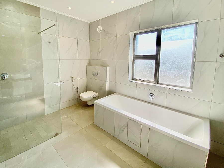 To Let 3 Bedroom Property for Rent in Parkwood Gauteng