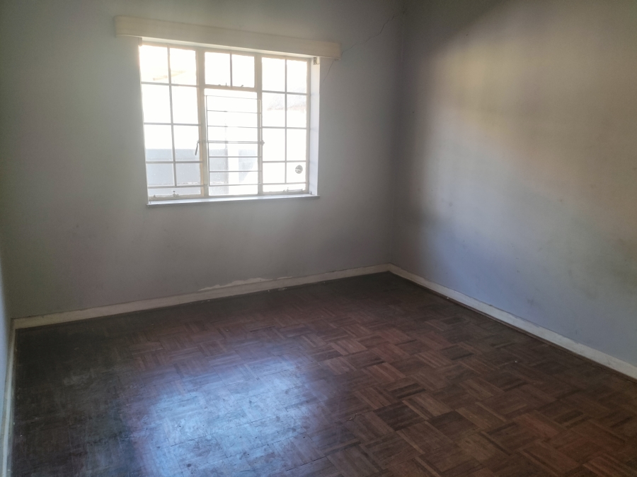 4 Bedroom Property for Sale in Florida Lake Gauteng