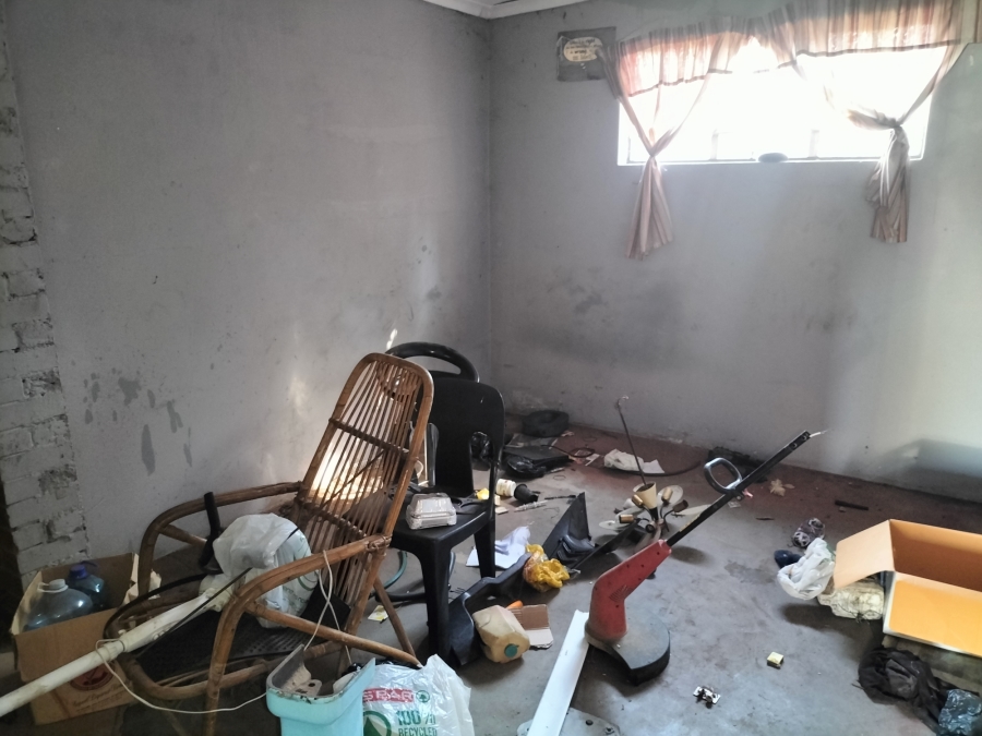 4 Bedroom Property for Sale in Florida Lake Gauteng