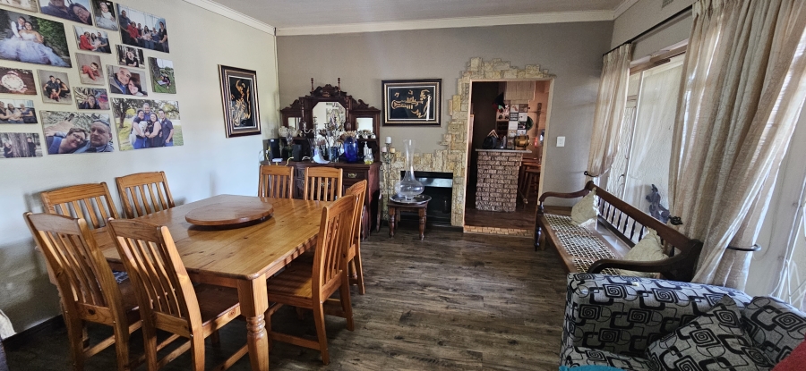 4 Bedroom Property for Sale in South Crest Gauteng