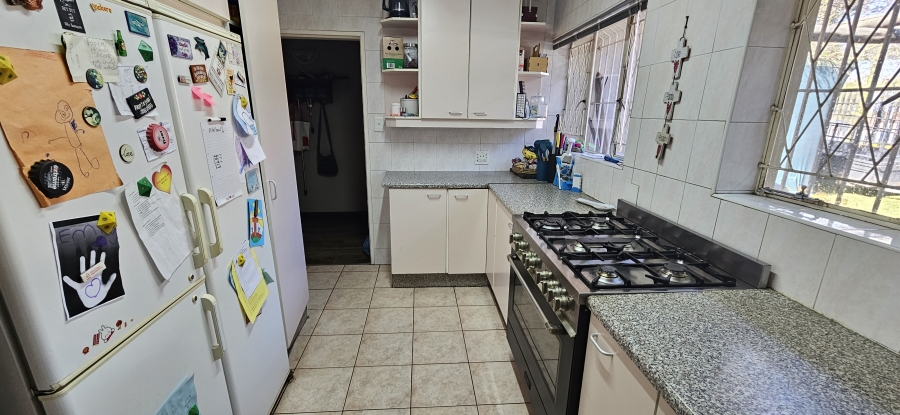 4 Bedroom Property for Sale in South Crest Gauteng