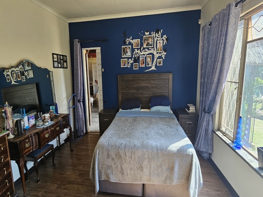 4 Bedroom Property for Sale in South Crest Gauteng