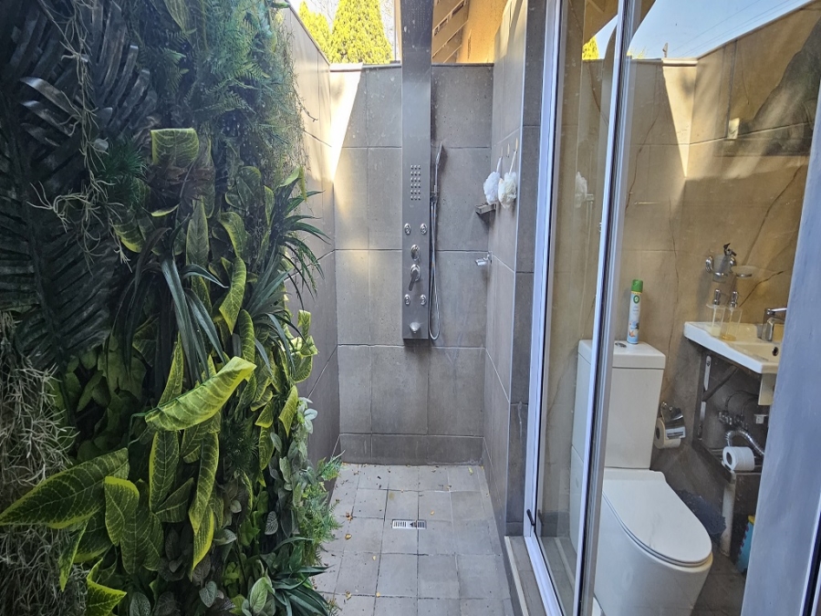4 Bedroom Property for Sale in South Crest Gauteng