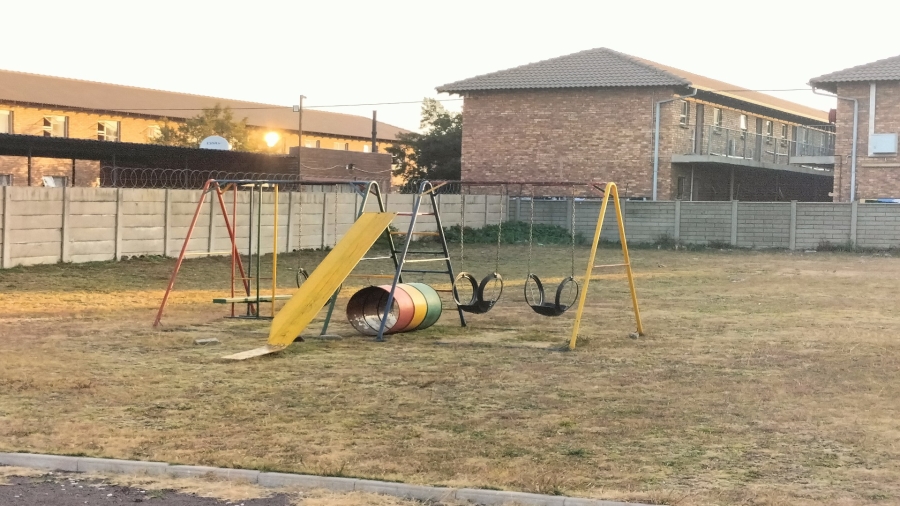 To Let 2 Bedroom Property for Rent in Vanderbijlpark CW 3 Gauteng