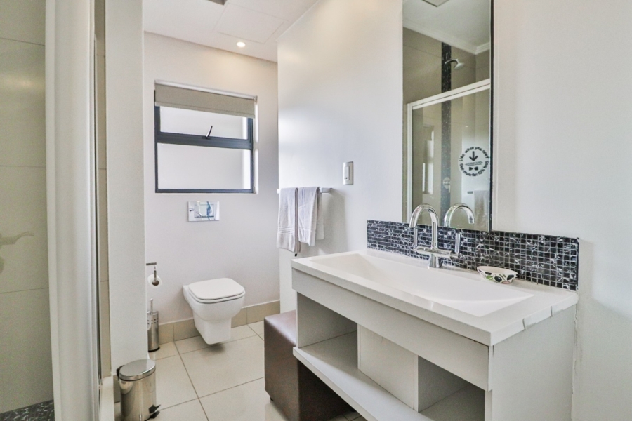 To Let 2 Bedroom Property for Rent in Morningside Gauteng