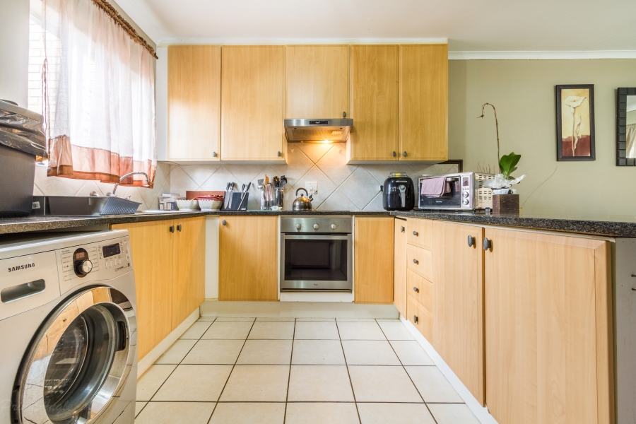 2 Bedroom Property for Sale in Equestria Gauteng