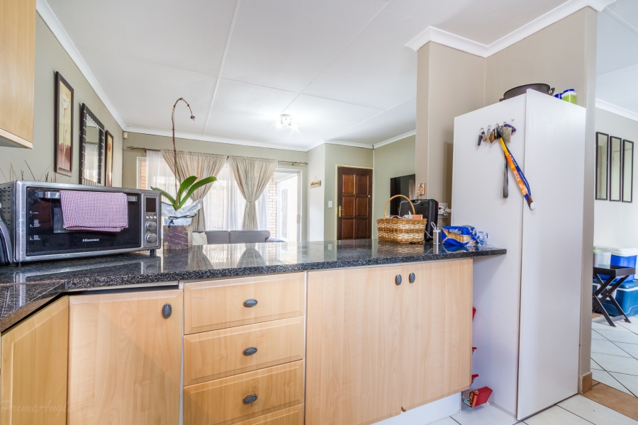 2 Bedroom Property for Sale in Equestria Gauteng